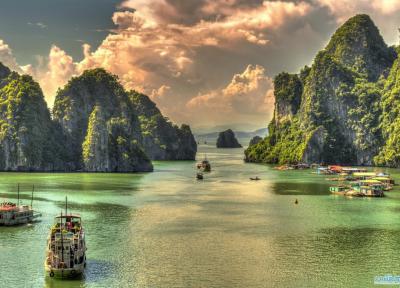 خلیج هالونگ بای ، جاذبه گردشگری در ویتنام به نام اژدهای نشسته