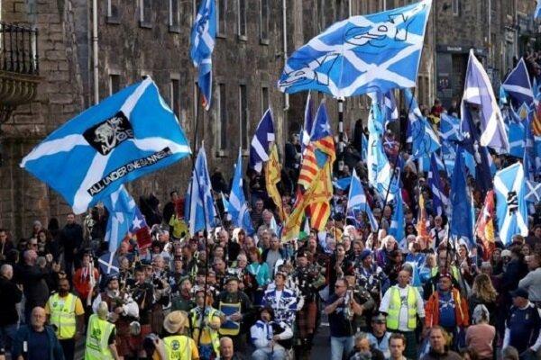 اسکاتلندی ها با برگزاری تظاهرات خواهان جدایی از انگلیس شدند